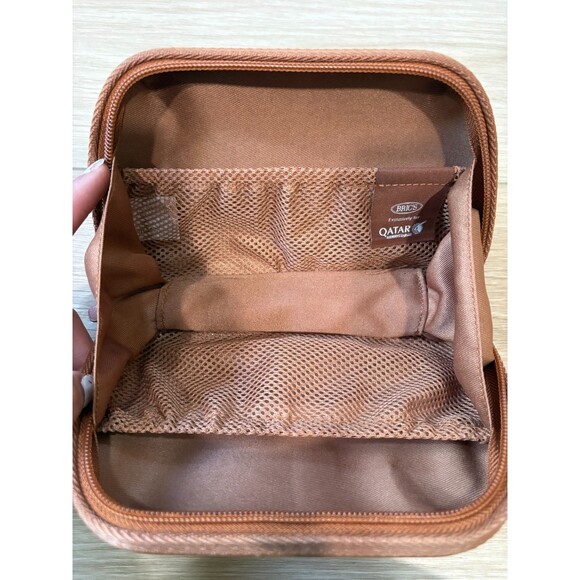 BRIC'S for Qatar Airways Amenity Kit Travel Case Pouch Tan Brown FORMIA Exclusiv - Picture 5 of 8